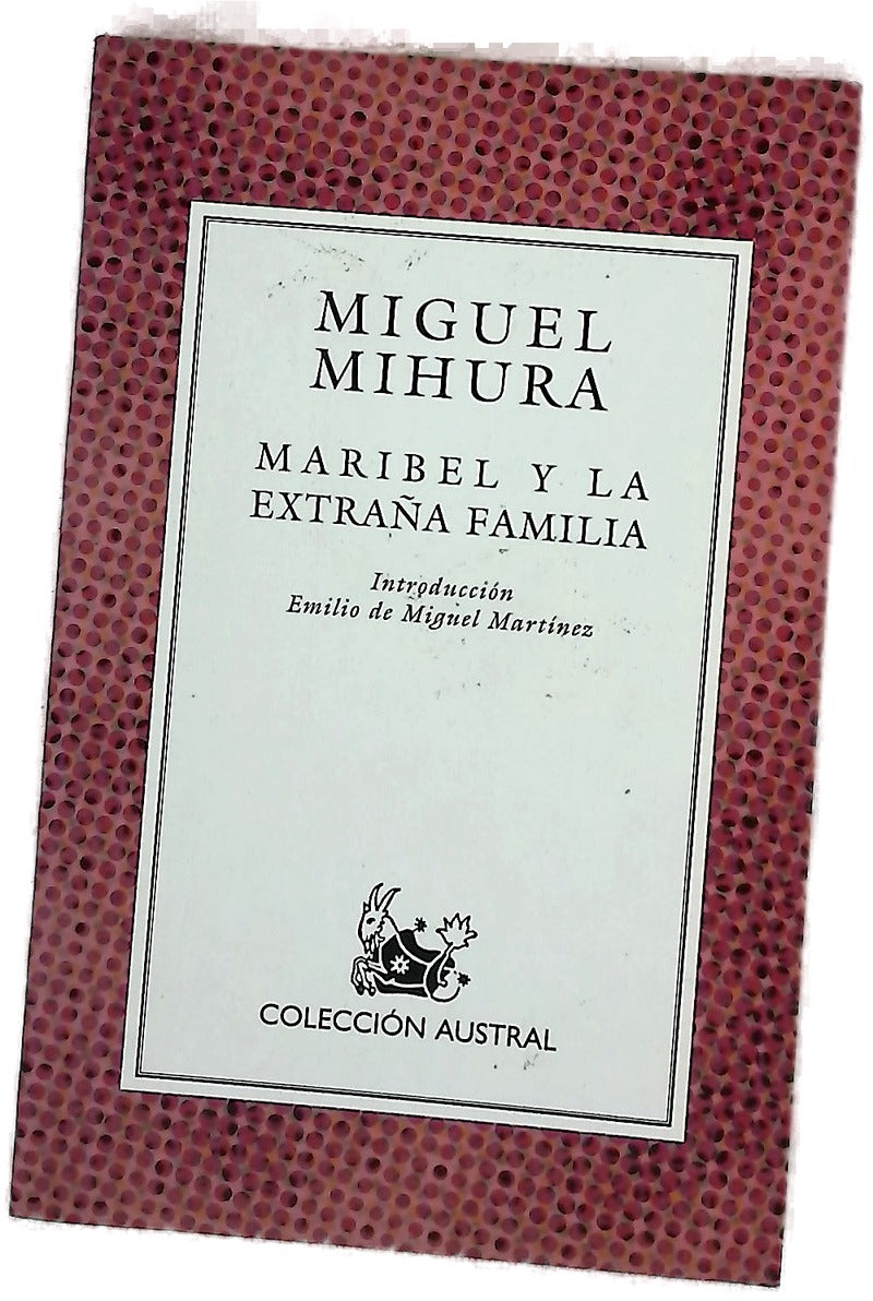 Maribel y la extraña familia