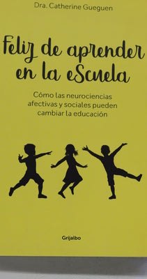 Feliz de aprender en la escuela