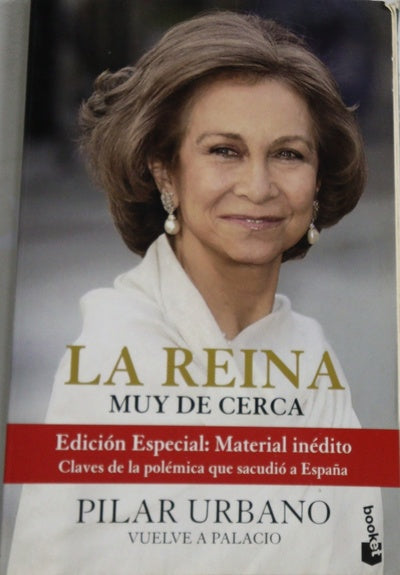 La reina muy de cerca
