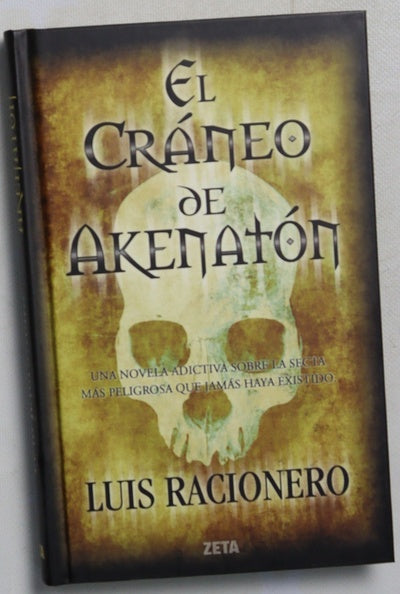El cráneo de Akenatón