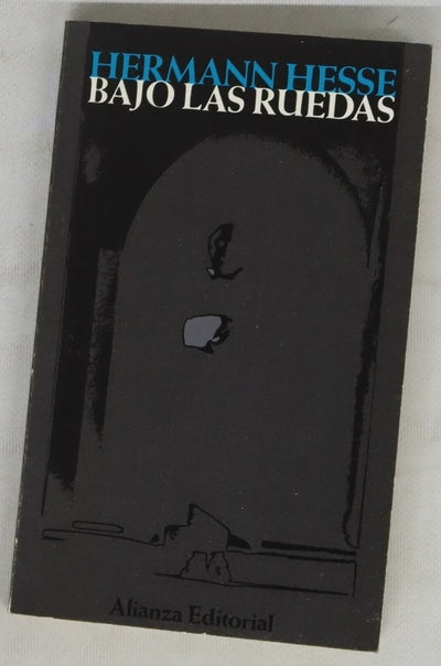 Bajo las ruedas