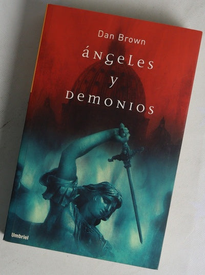 Ángeles y demonios