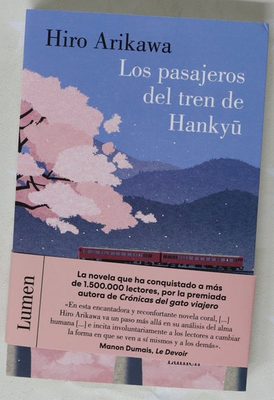 Los pasajeros del tren de Hankyu
