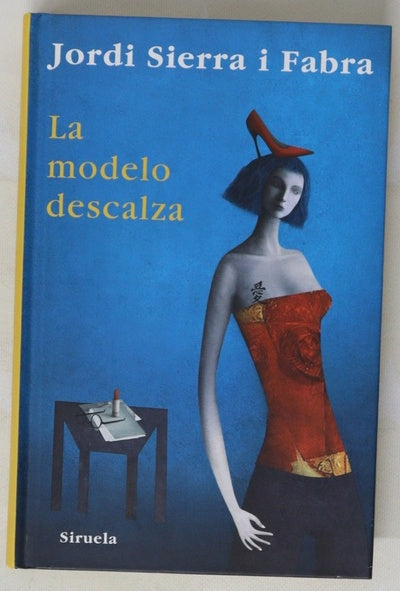 La modelo descalza
