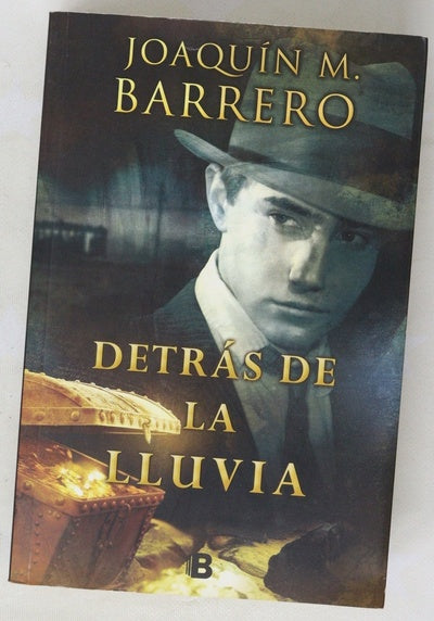 Detrás de la lluvia