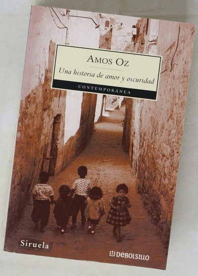 Una historia de amor y oscuridad