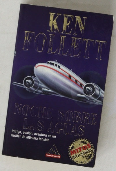 Noche sobre las aguas