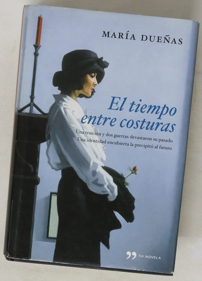 El tiempo entre costuras
