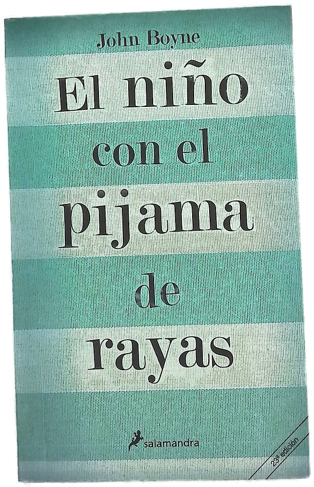 El niño con el pijama de rayas