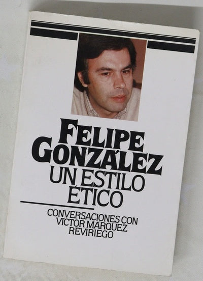 Un estilo ético : conversaciones con Víctor Márquez Reviriego