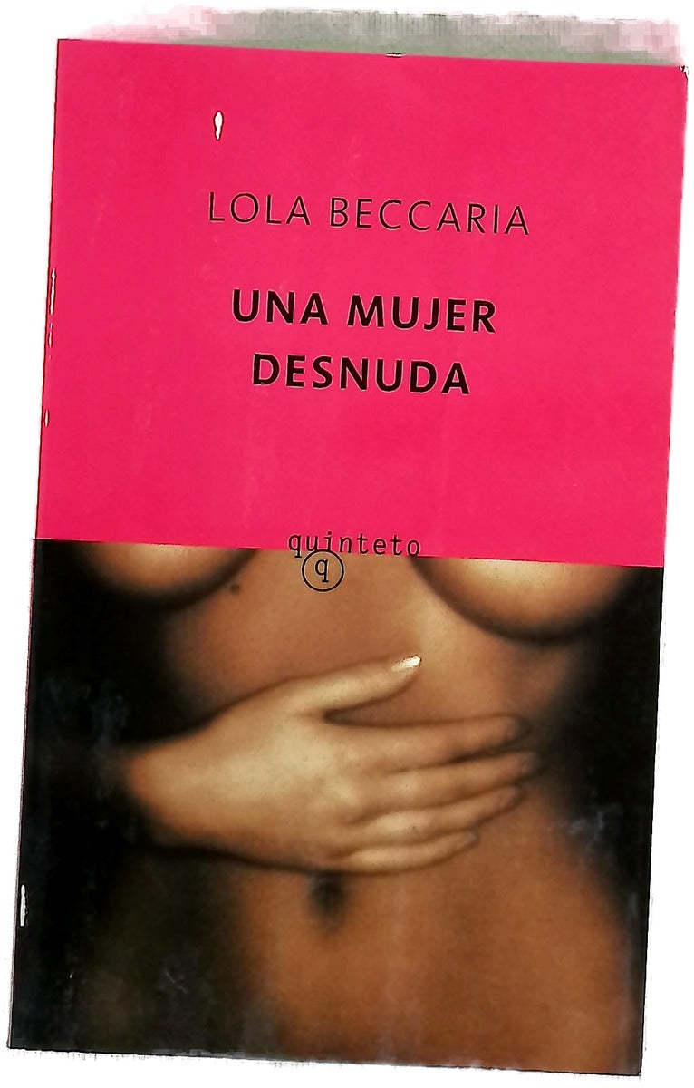 Una mujer desnuda