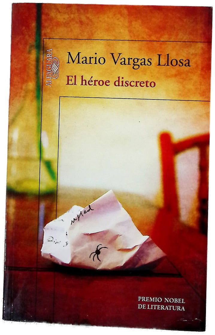 El héroe discreto