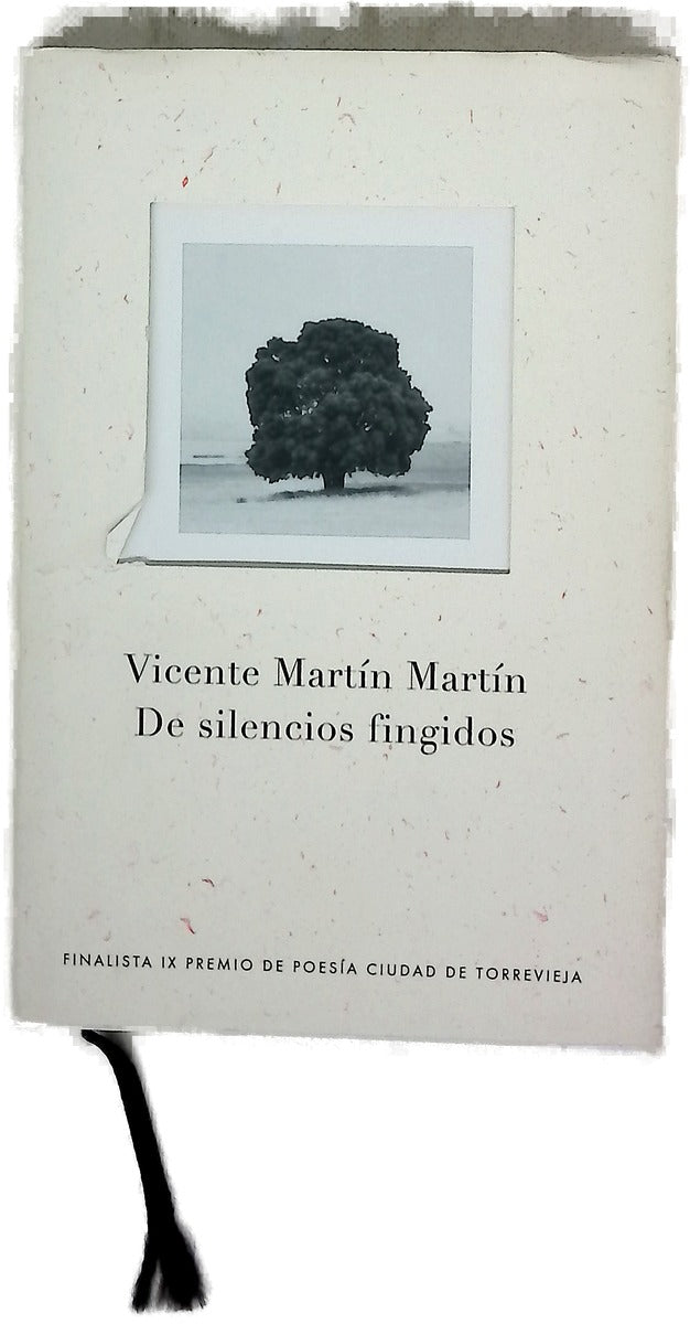 De silencios fingidos