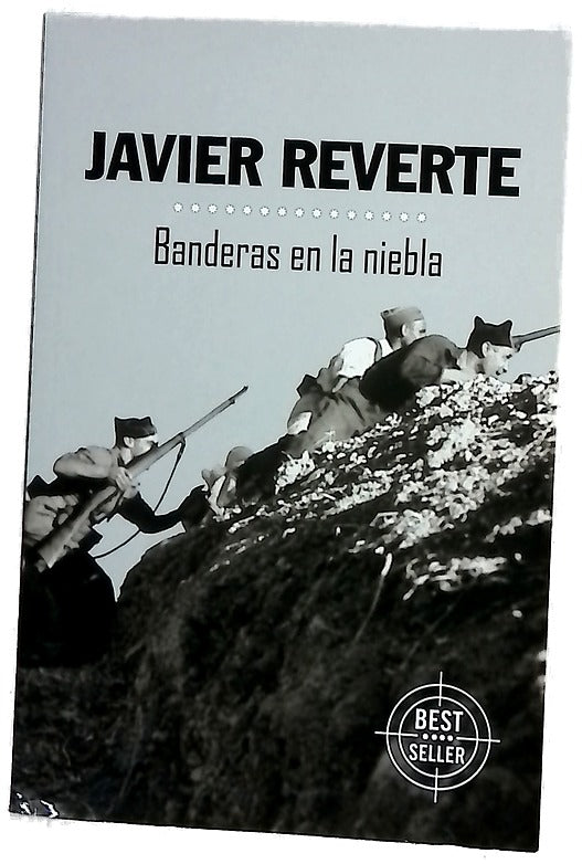 Banderas en la niebla