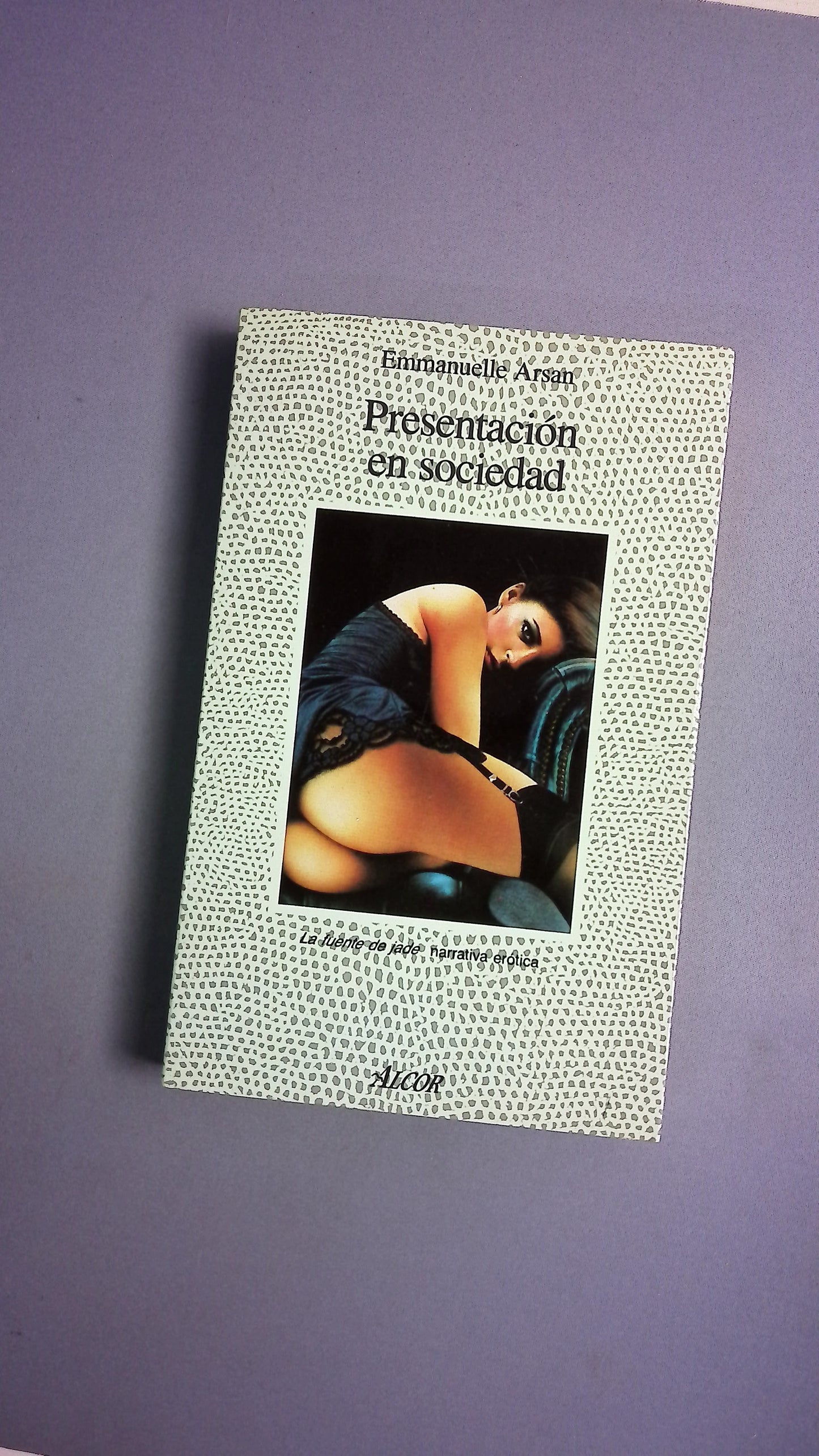 Presentación en sociedad