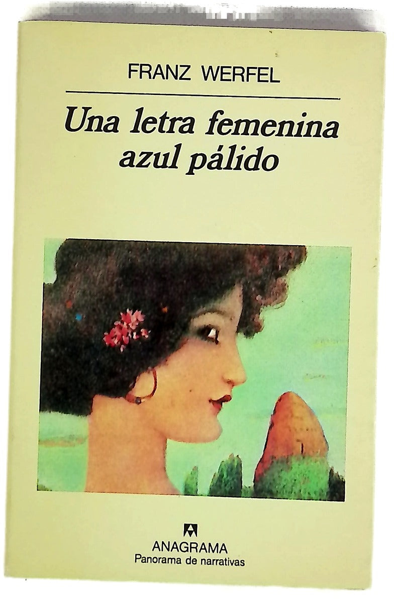 Una letra femenina azul pálido