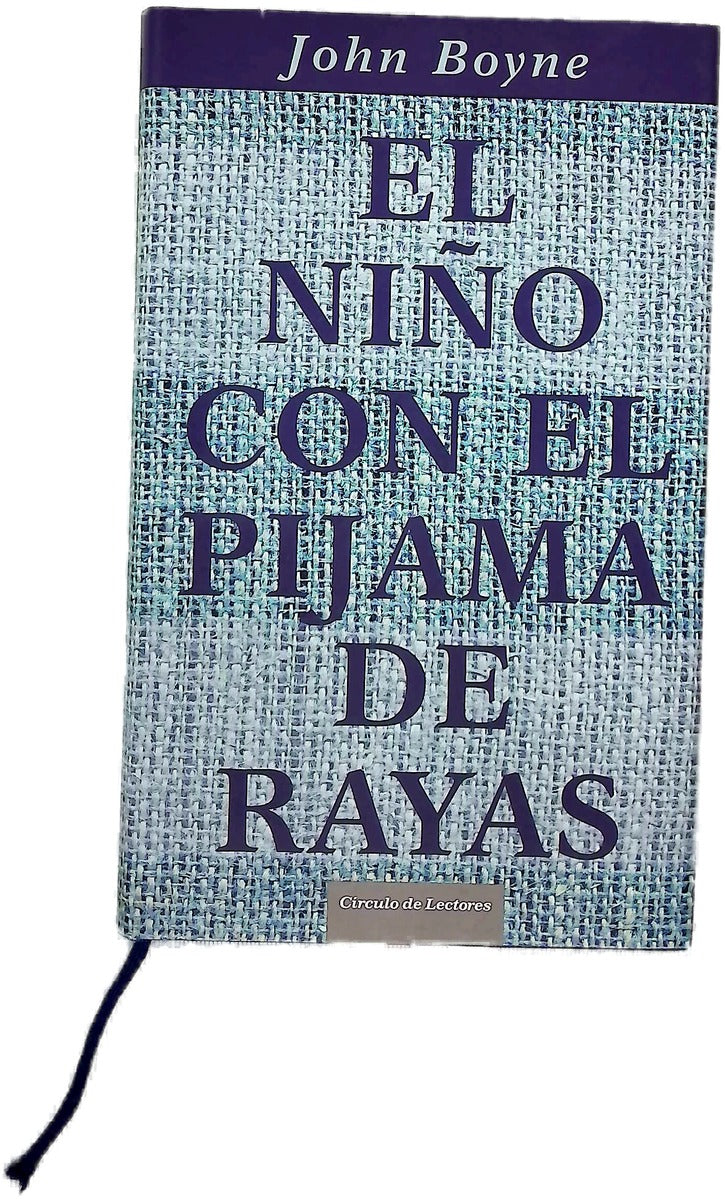 El niño con el pijama de rayas