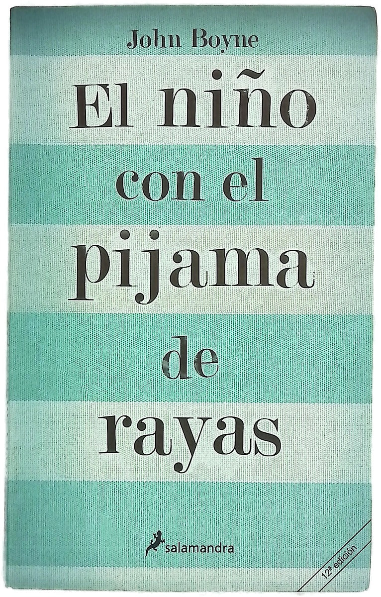 El niño con el pijama de rayas