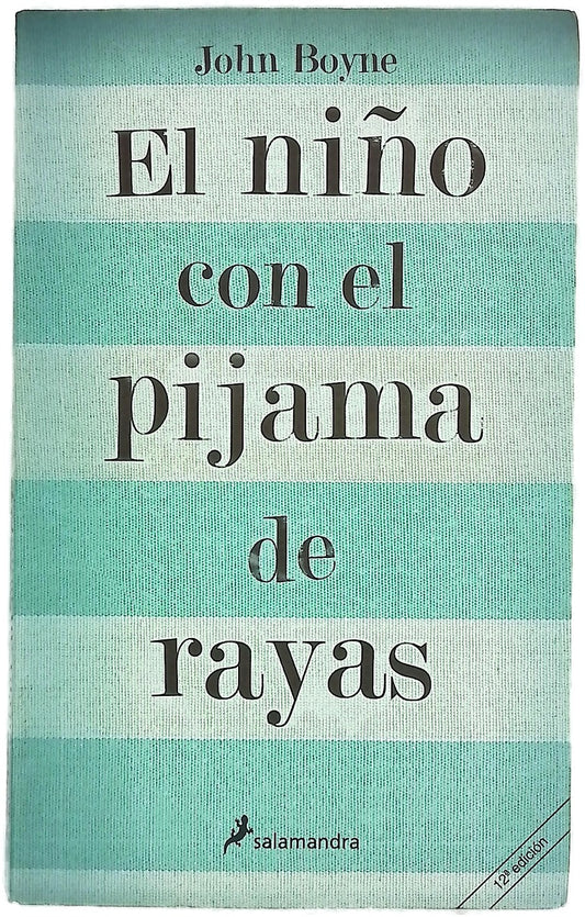 El niño con el pijama de rayas