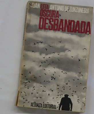 Esta oscura desbandada