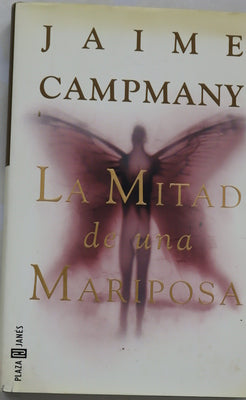La mitad de una mariposa