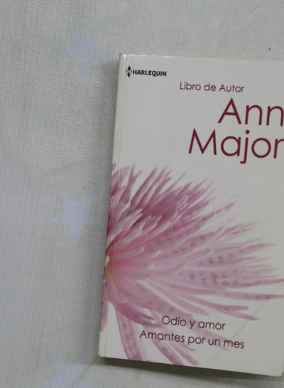 Odio y amor ; Amantes por un mes