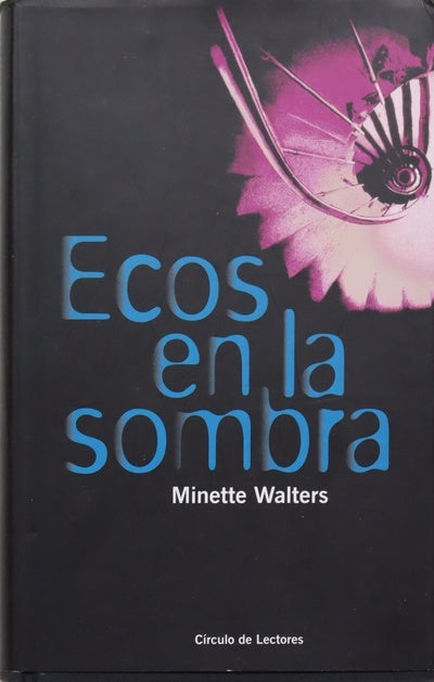 Ecos en la sombra