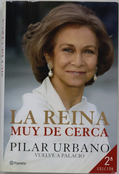 La reina muy de cerca