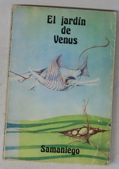 El jardin de Venus y otros jardines de verde hierba