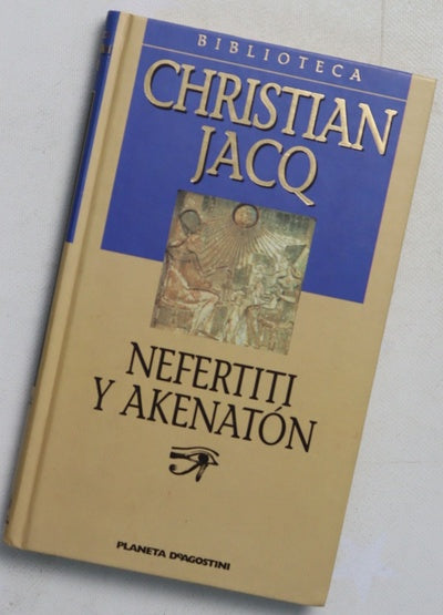 Nefertiti y Akenatón