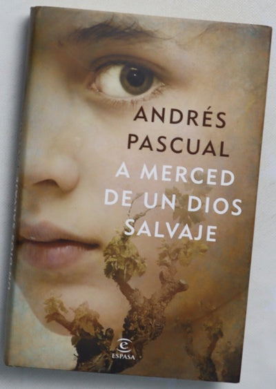 A merced de un dios salvaje