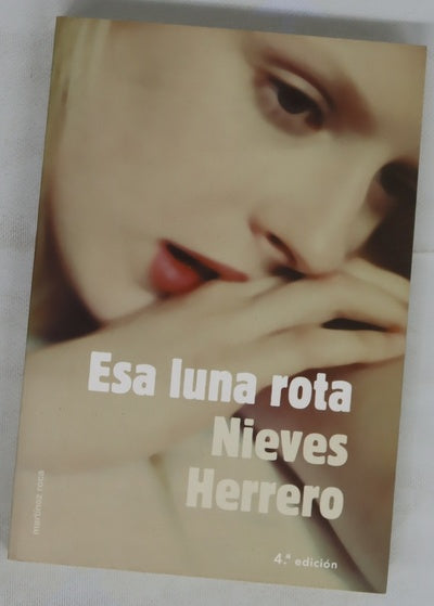 Esa luna rota