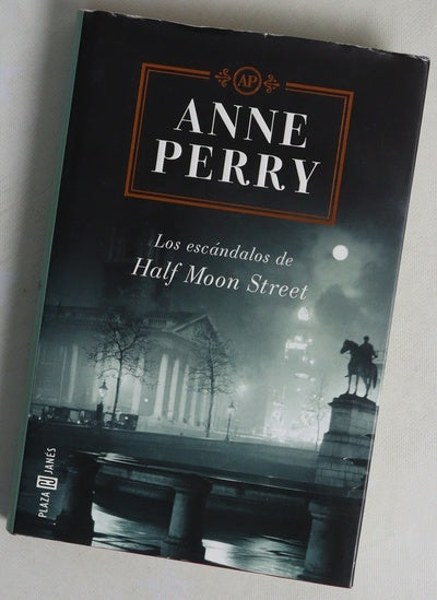 Los escándalos de Half Moon Street