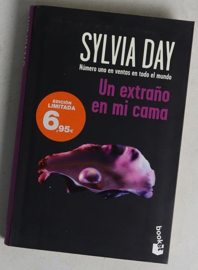 Un extraño en mi cama