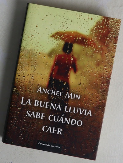 La buena lluvia sabe cuándo caer