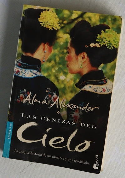 Las cenizas del cielo