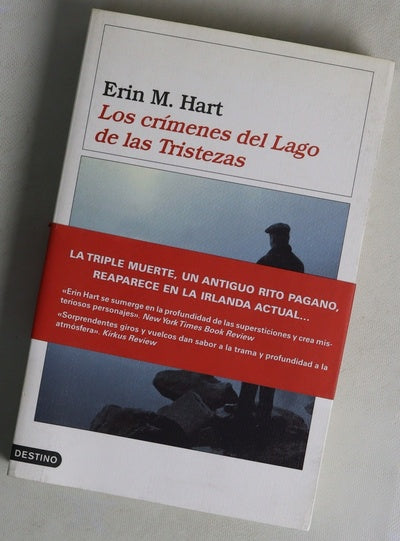 Los crímenes del lago de las tristezas
