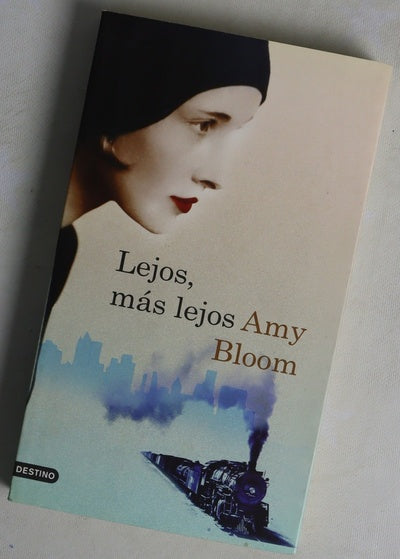 Lejos, más lejos