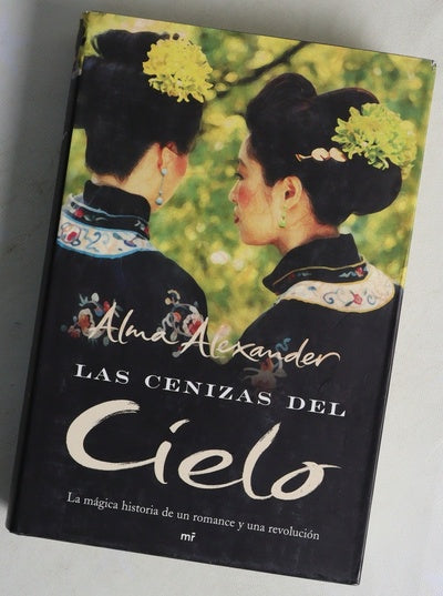 Las cenizas del cielo