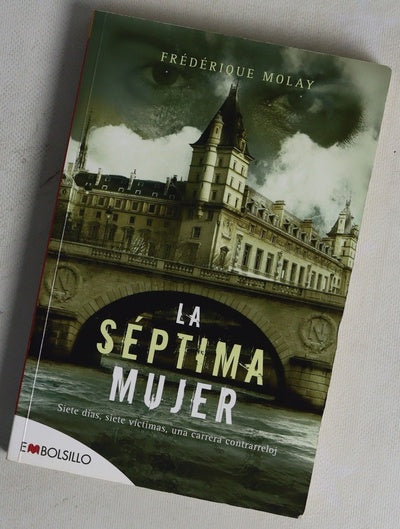 La séptima mujer siete días, siete víctimas, una carrera contrarreloj