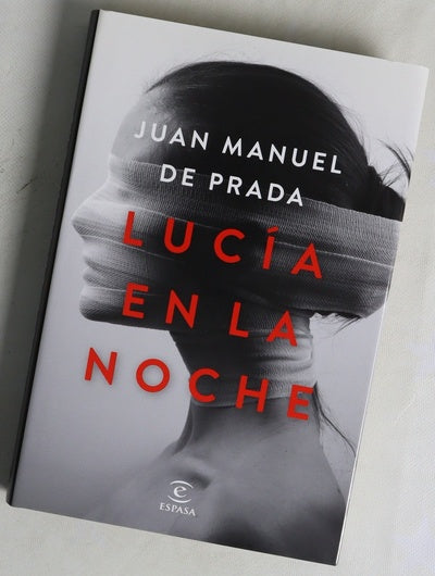 Lucía en la noche