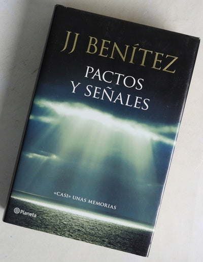 Pactos y señales : casi unas memorias