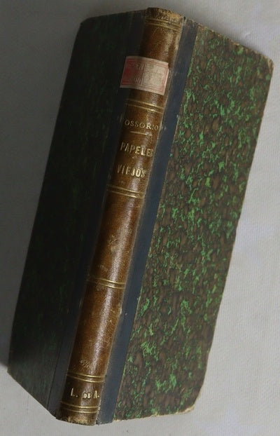 Papeles viejos e investigaciones literarias