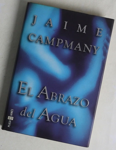 El abrazo del agua
