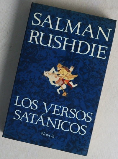Los versos satánicos