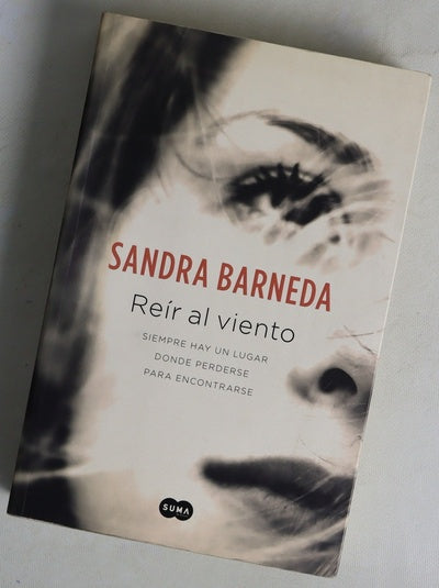 Reír al viento