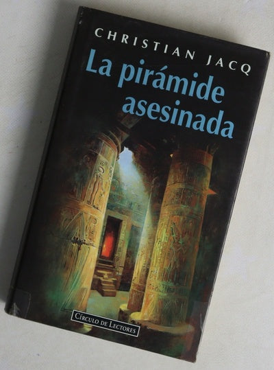 La pirámide asesinada
