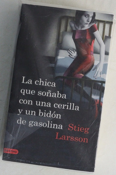 La chica que soñaba con una cerilla y un bidón de gasolina