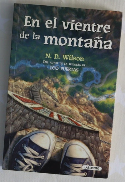 En el vientre de la montaña