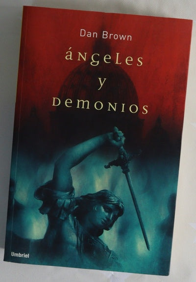 Ángeles y demonios